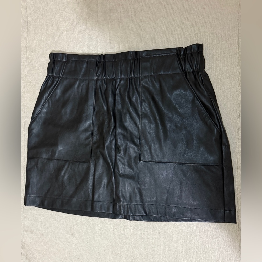Faux Leather Black Mini Pocket Skirt